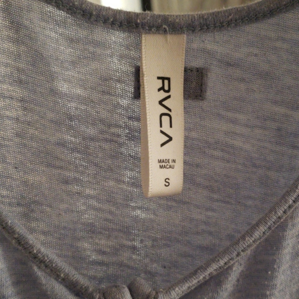 Tank - Picture 3 of 4